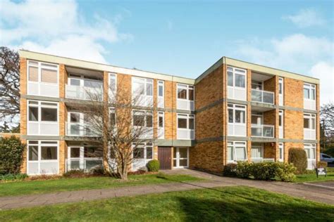 Commercial Properties For Rent In Woking .